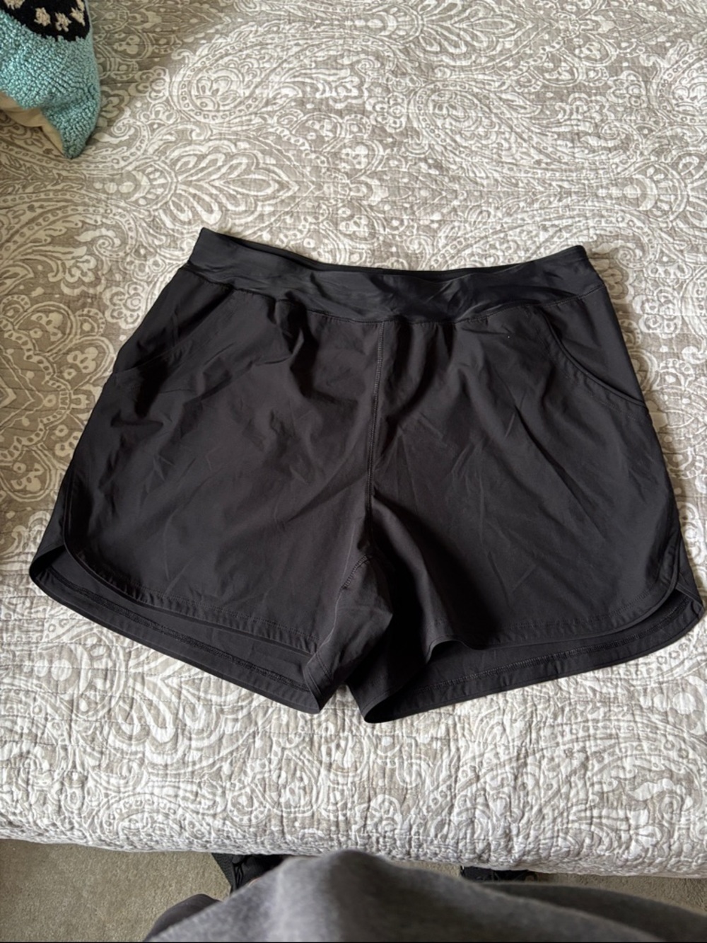 Lands' End Black Women's Athletic Shorts